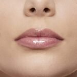 ⁦Maybelline New York Lifter Gloss, Hydrating Lip Gloss with Hyaluronic Acid, 5.4 ml, Shade 003 Moon : Amazon.ae: Beauty⁩ - الصورة ⁦11⁩